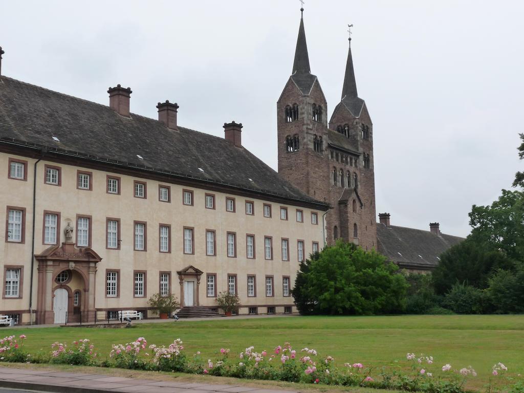 Gaestehaus Am Raeuschenberg Höxter Buitenkant foto